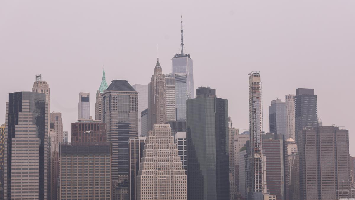 Alerta en Nueva York por “aire insalubre” debido al calor y el humo de los incendios de Canadá