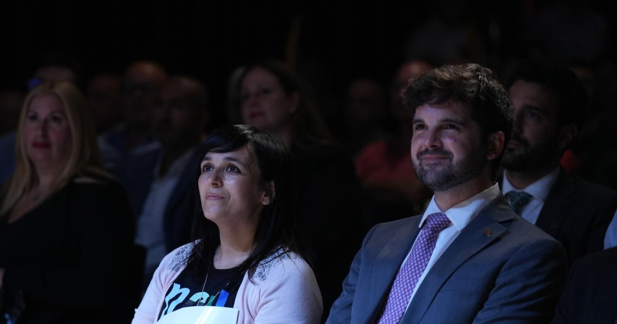 Aliança Catalana presume de hispanofobia: más de 2.000 denuncias a comercios por no rotular en catalán