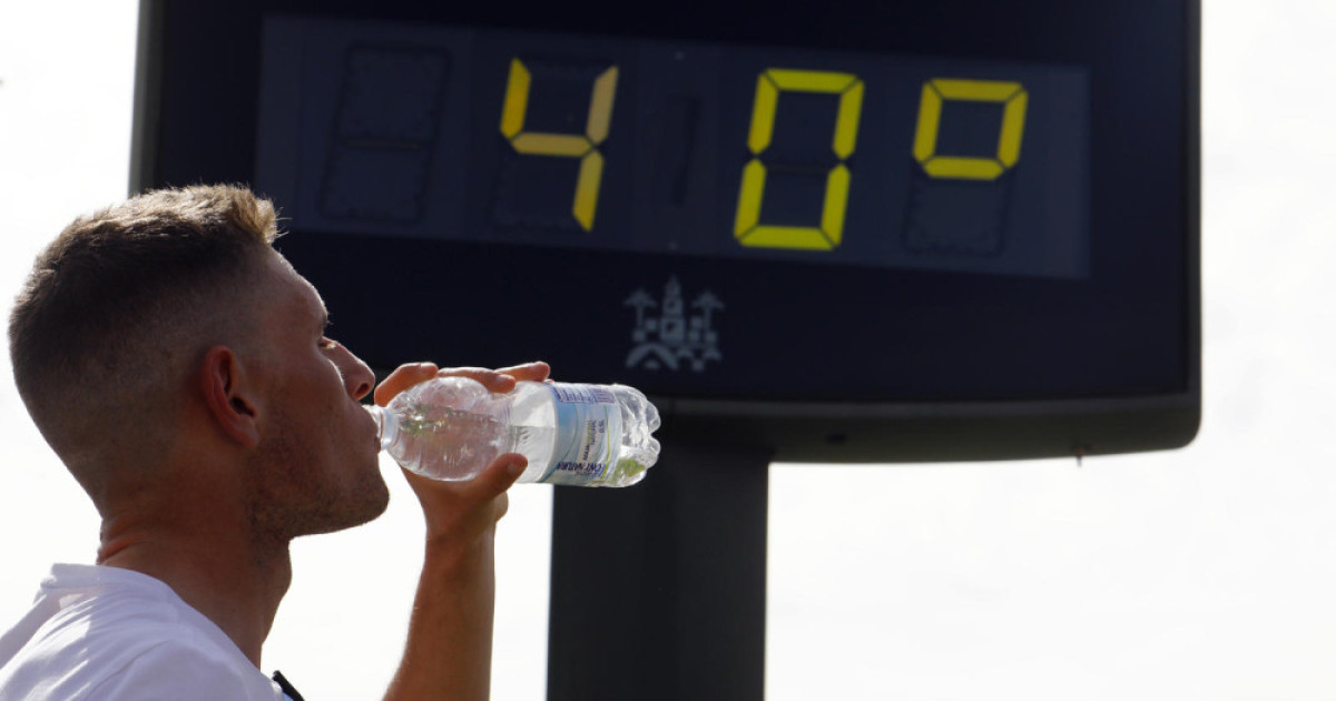 Aviso naranja por calor en Andalucía: la Aemet alerta de hasta 40 grados en Almería y Granada