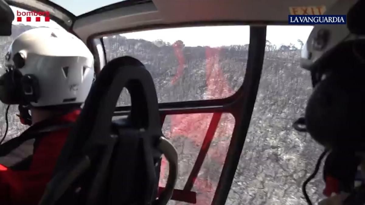 Bombers descarta pasar hoy a la fase de control del incendio de las Gavarres