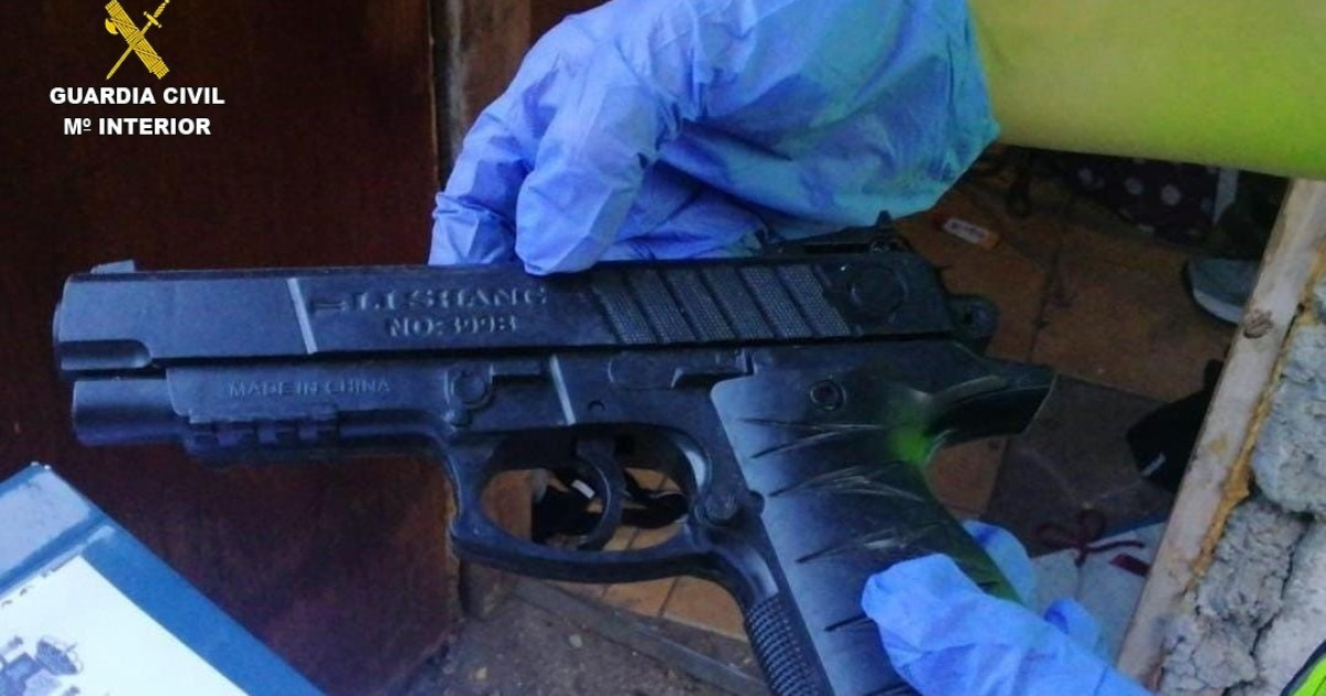 Cae el violento grupo criminal que asaltaba bares a punta de pistola y maniataba a los hosteleros en Pontevedra