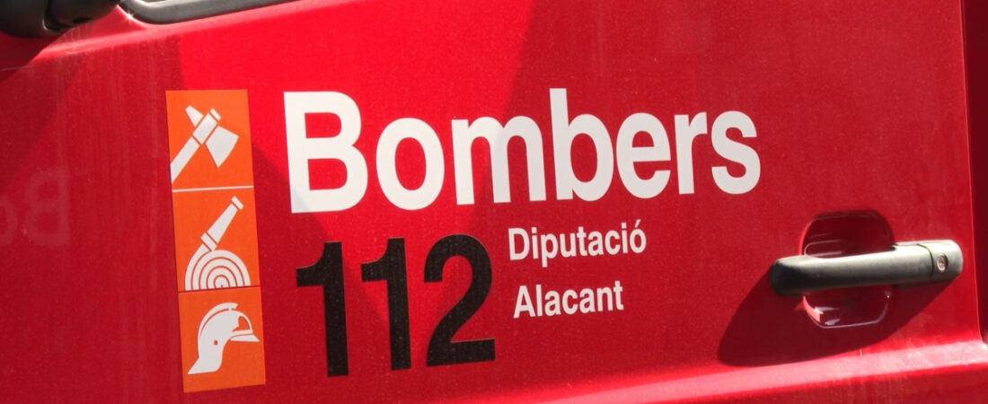 Incendio de una nave industrial cárnica del polígono de Santa Pola