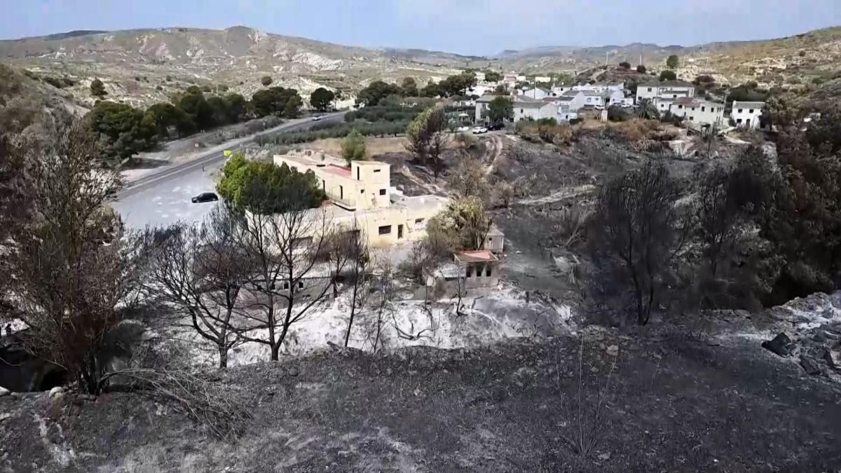 Los grandes incendios y las hectáreas quemadas triplican los registros de 2025 por estas fechas