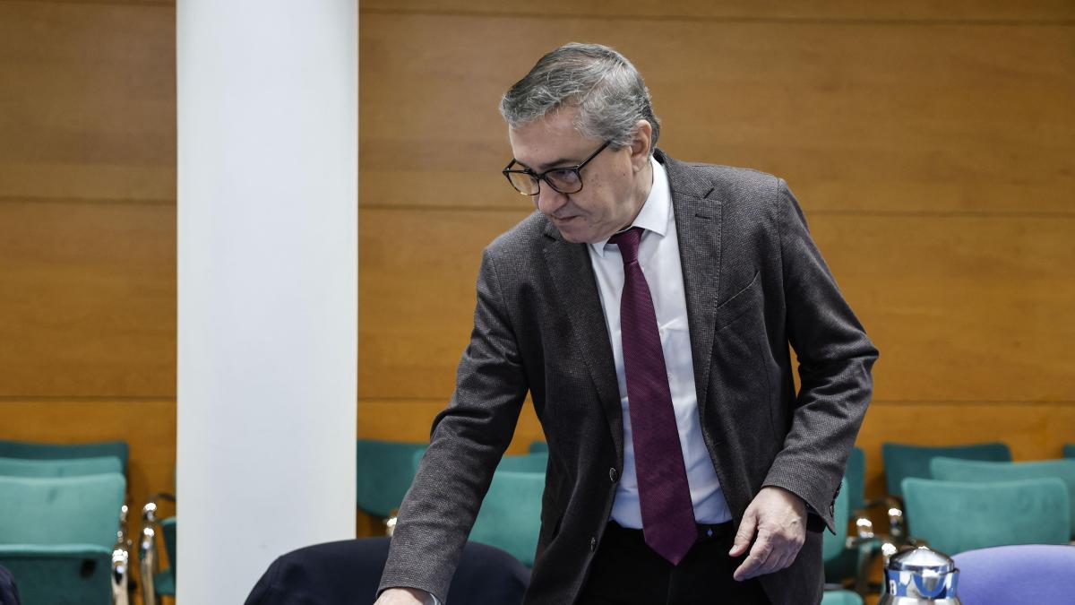 Rovira reclama al Gobierno más diálogo con las autonomías por el impacto de sus decisiones en el gasto público