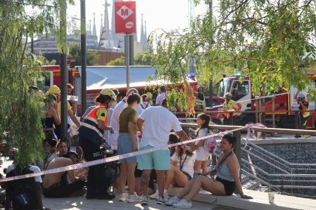 Un incendio en la L1 del metro de Barcelona deja 137 heridos por inhalación de humo